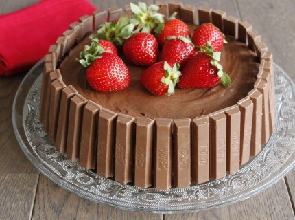 Kitkat Birthday Cake 